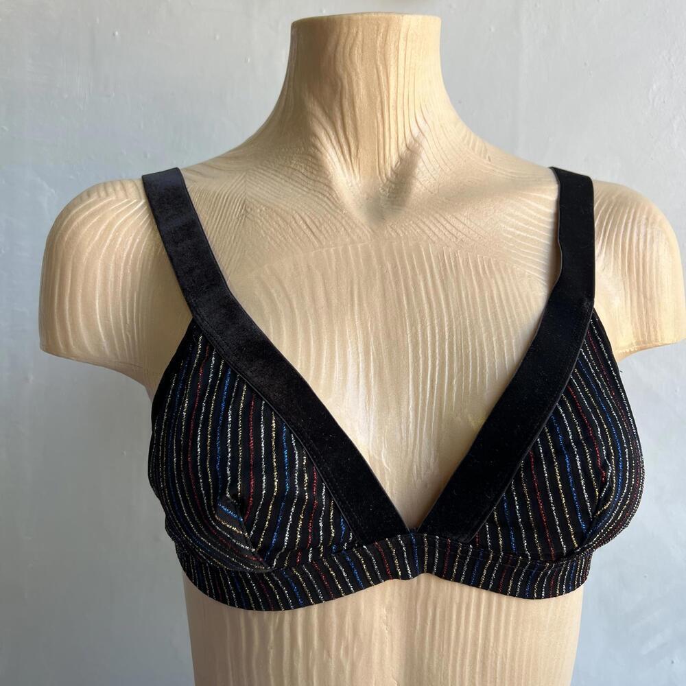 Icone Simons Medium Black Multi Colored Striped T-Shirt Bra Velvet Trim Metallic